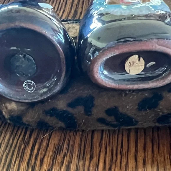 Vintage Black Ceramic Salt and Pepper Shakers - Picture 7 of 11